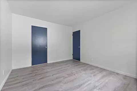 16047 E Burnside St, Portland, OR 97233 photo 20