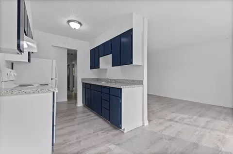 16047 E Burnside St, Portland, OR 97233 photo 14