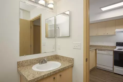 123 112th Ave NE, Bellevue, WA 98004 photo 27