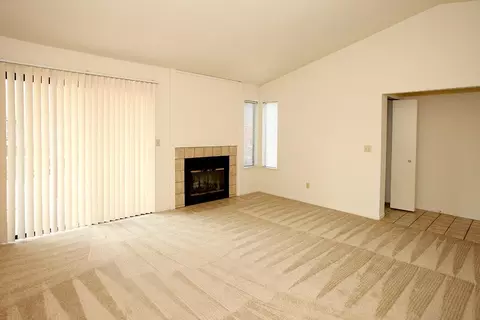 8200 Kroll Way, Bakersfield, CA 93311