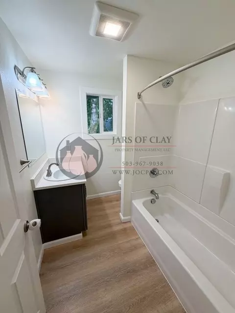 350 NW Willamina Dr, Willamina, OR 97396 photo 8