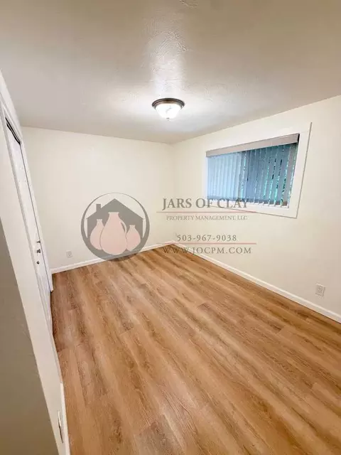 350 NW Willamina Dr, Willamina, OR 97396 photo 9
