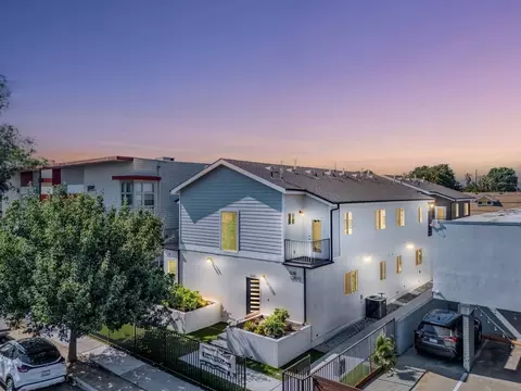 1235 W 37th Pl, Los Angeles, CA 90007