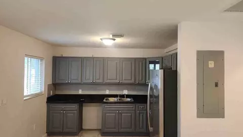 14040 NE 2nd Ave, Miami, FL 33161