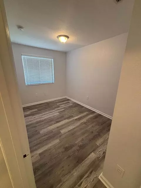 14040 NE 2nd Ave, Miami, FL 33161 photo 15