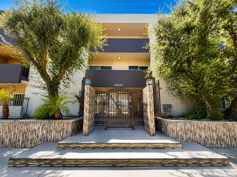 6230 Reseda Blvd, Los Angeles, CA 91335