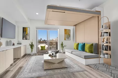 1530 Cassil Pl, Los Angeles, CA 90028