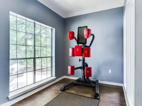 4000 Essex Ln, Houston, TX 77027 photo 6