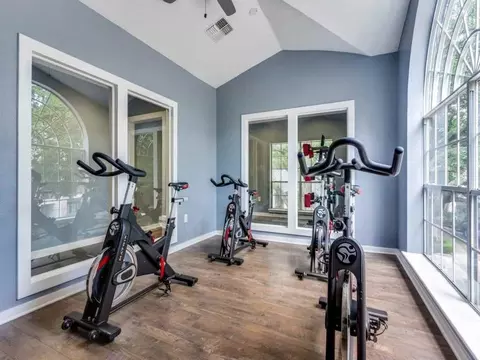 4000 Essex Ln, Houston, TX 77027 photo 5