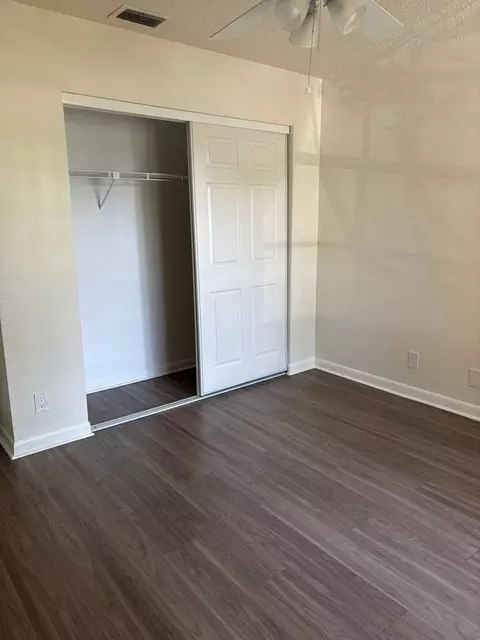 399 NW 19th St, Boca Raton, FL 33432