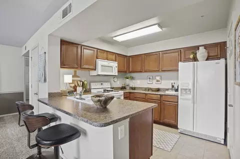 7550 Hillside Rd, Amarillo, TX 79119