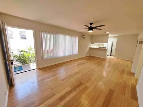 8529 Saturn St, Los Angeles, CA 90035