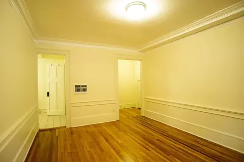 120 NW Trinity Pl, Portland, OR 97209