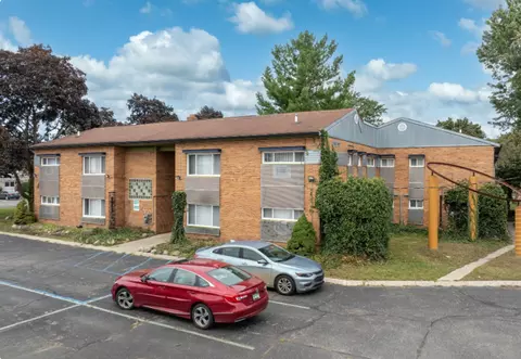 1903 N Main St, Royal Oak, MI 48073
