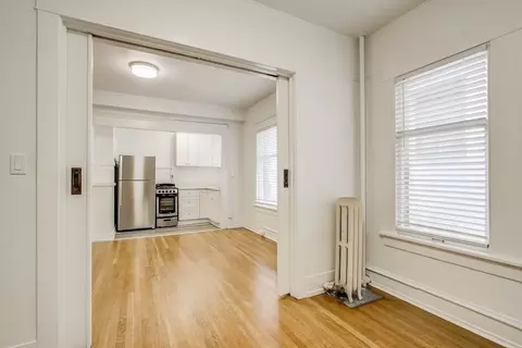 2014 4th Ave, Seattle, WA 98121