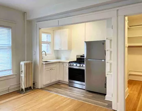 2014 4th Ave, Seattle, WA 98121