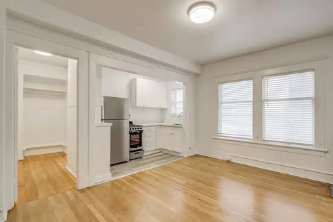 2014 4th Ave, Seattle, WA 98121
