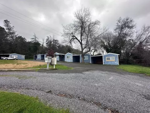 4070 Railroad Ave, Redding, CA 96001 photo 17