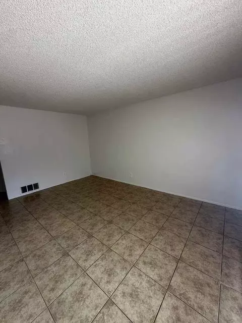 330 W 5th Pl, Mesa, AZ 85201