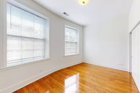 4850 S Drexel Blvd, Chicago, IL 60615 photo 10