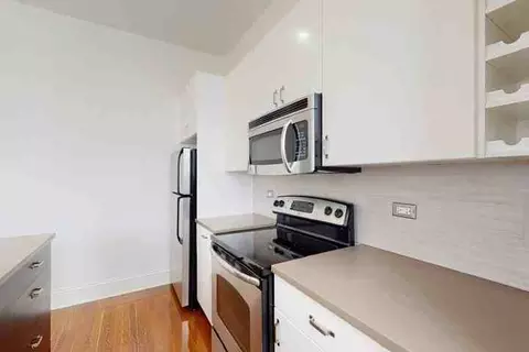 4850 S Drexel Blvd, Chicago, IL 60615