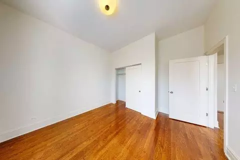 4850 S Drexel Blvd, Chicago, IL 60615 photo 4