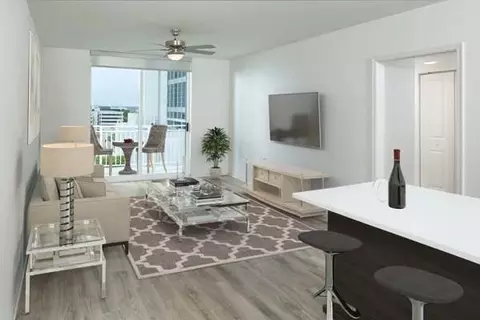 501 SE 2nd St, Fort Lauderdale, FL 33301 photo 4
