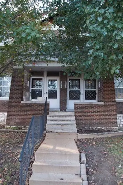 5000 Lindenwood Ave, Saint Louis, MO 63109