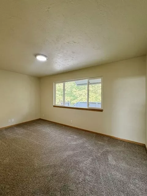 88 Lincoln St, Eugene, OR 97401 photo 9