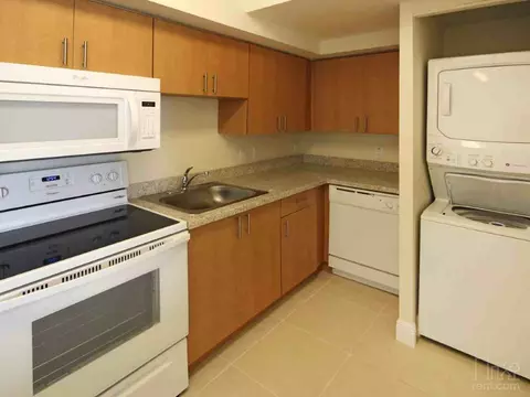 2350 SW 27th Ave, Miami, FL 33145