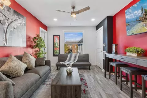 2620 Arbor St, Houston, TX 77004