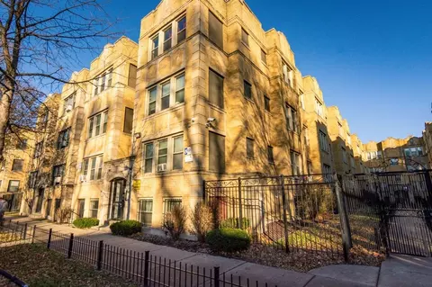 5032 W Washington Blvd, Chicago, IL 60644