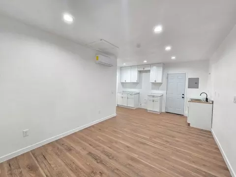 44221 4th St E, Lancaster, CA 93535 photo 7