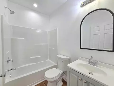 44221 4th St E, Lancaster, CA 93535 photo 11