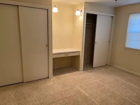 2316 E Broadway Ave, Bismarck, ND 58501