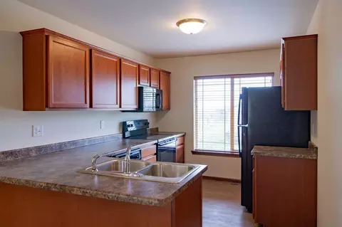 590 Calla Lilly Way, Tiffin, IA 52340