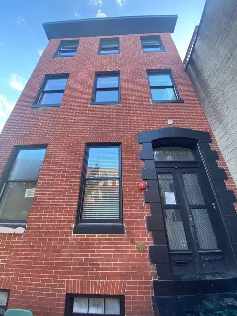 911 S Ellwood Ave, Baltimore, MD 21224