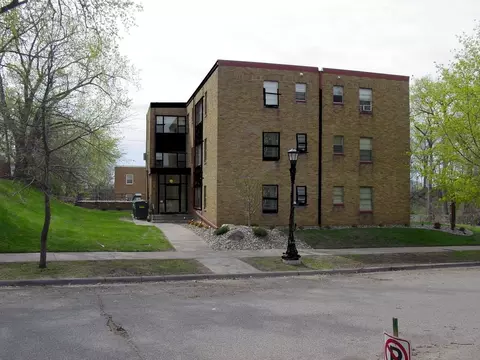 235 Exeter Pl, Saint Paul, MN 55104 photo 12