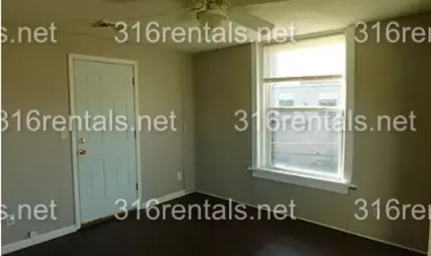 509 N School St, Augusta, KS 67010