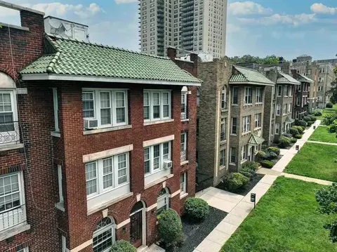 552 Park Ave, East Orange, NJ 07017