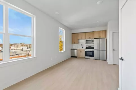 5521 Wayne Ave, Philadelphia, PA 19144