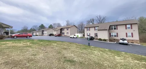 5 Oak Dr, Crossville, TN 38555