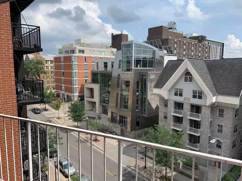 626 The Roundhouse, Madison, WI 53703