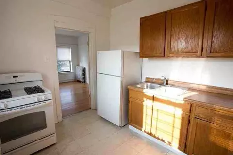 5202 S Cornell Ave, Chicago, IL 60615