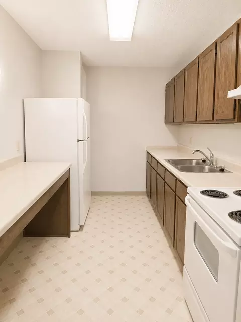 808 Hills Ave, Jackson, MN 56143 photo 18