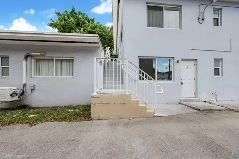 1145 NW 3rd St, Miami, FL 33128 photo 9