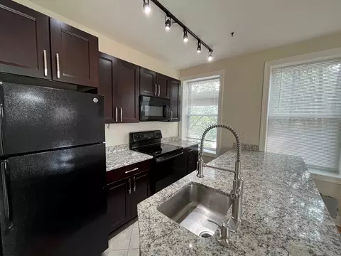 440 S Fairmount St, Pittsburgh, PA 15232