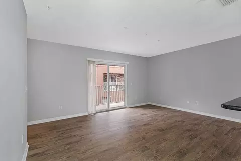 5709 Las Ventanas Dr, Tampa, FL 33617