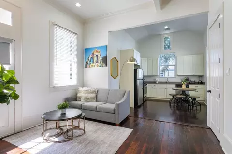 1501 Robert C Blakes Sr Dr, New Orleans, LA 70130