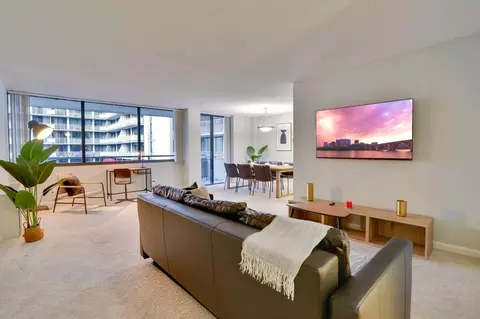 320 23rd St S, Arlington, VA 22202